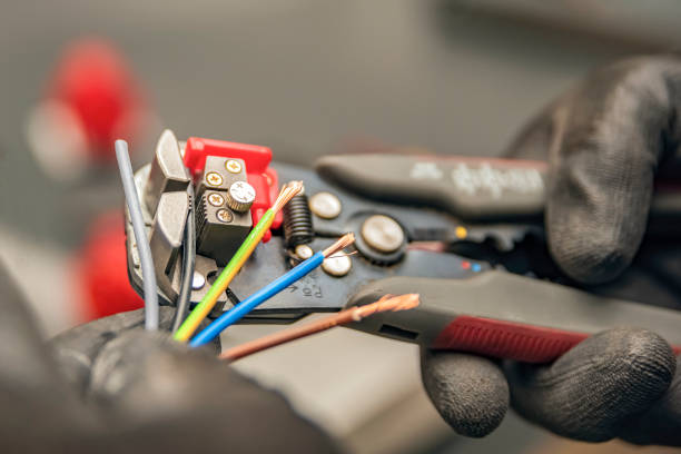 Best Local Electrician Companies  in Battle Creek, NE